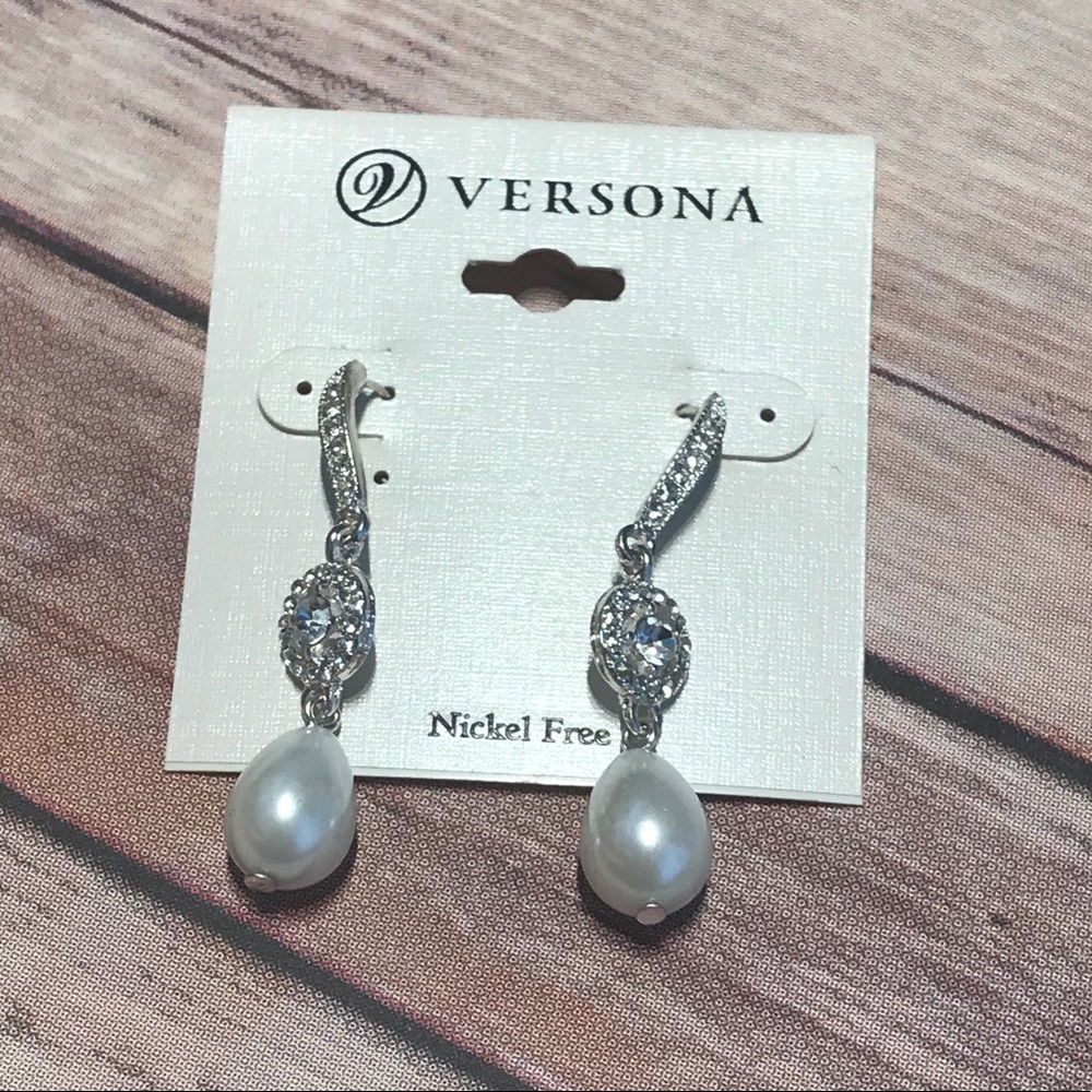 Brand New Versona Earrings